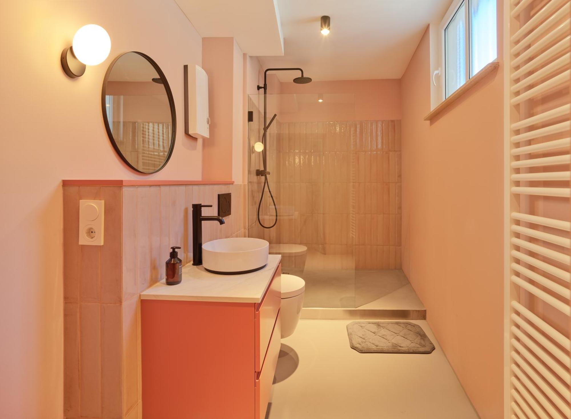 Apartment Modernes Flair - Designer-apartment In Top-lage - Bis 3 Personen - -zentrum *